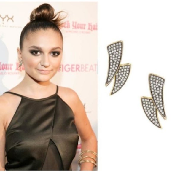 :: Stella & Dot⚜️🌚Pavé Horn Ear Jacket Earrings - Picture 2 of 8